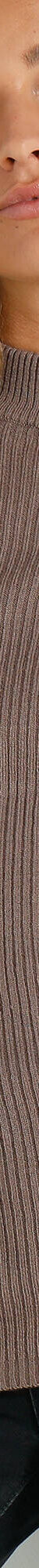 Pull col montant long, maille côtelée (taupe) Pull col montant long, maille côtelée (taupe)